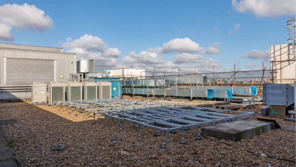 brymec duraframe installed on chelsea and westminster hospital roof